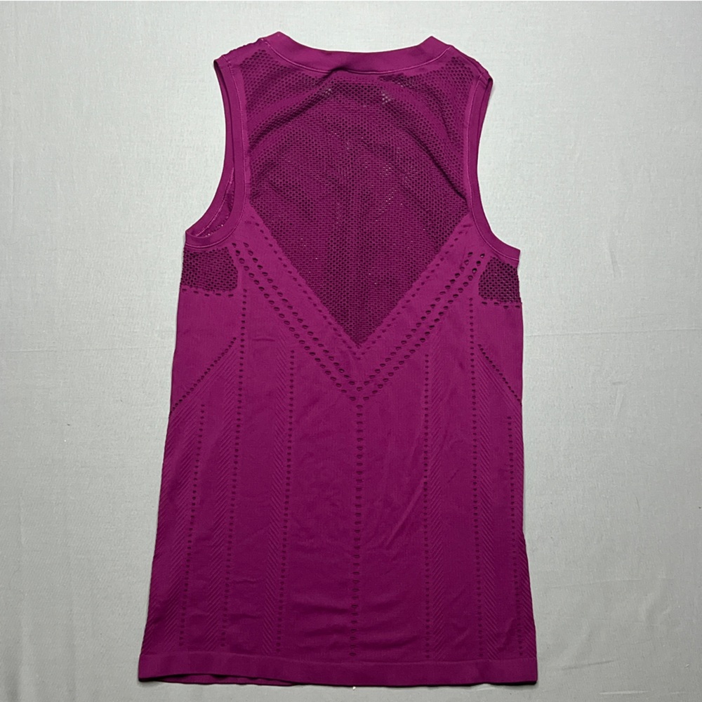 Athleta Oxygen Mesh Athletic Tank Size Small - Picture 3 of 4
